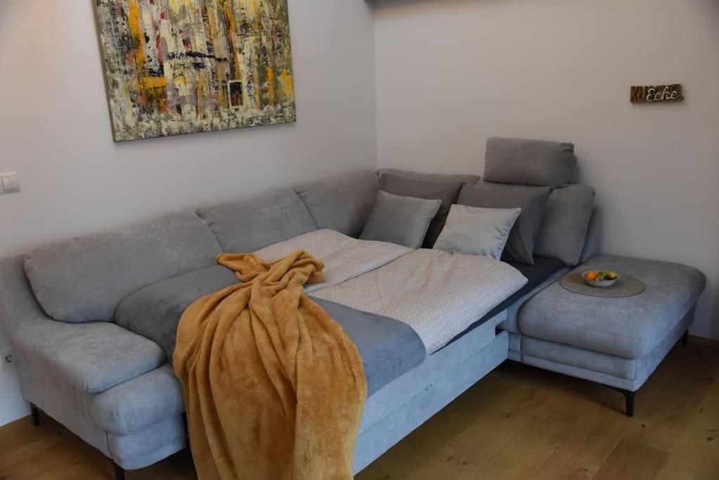 Penthouse Mit Altstadtflair Graz Exterior foto